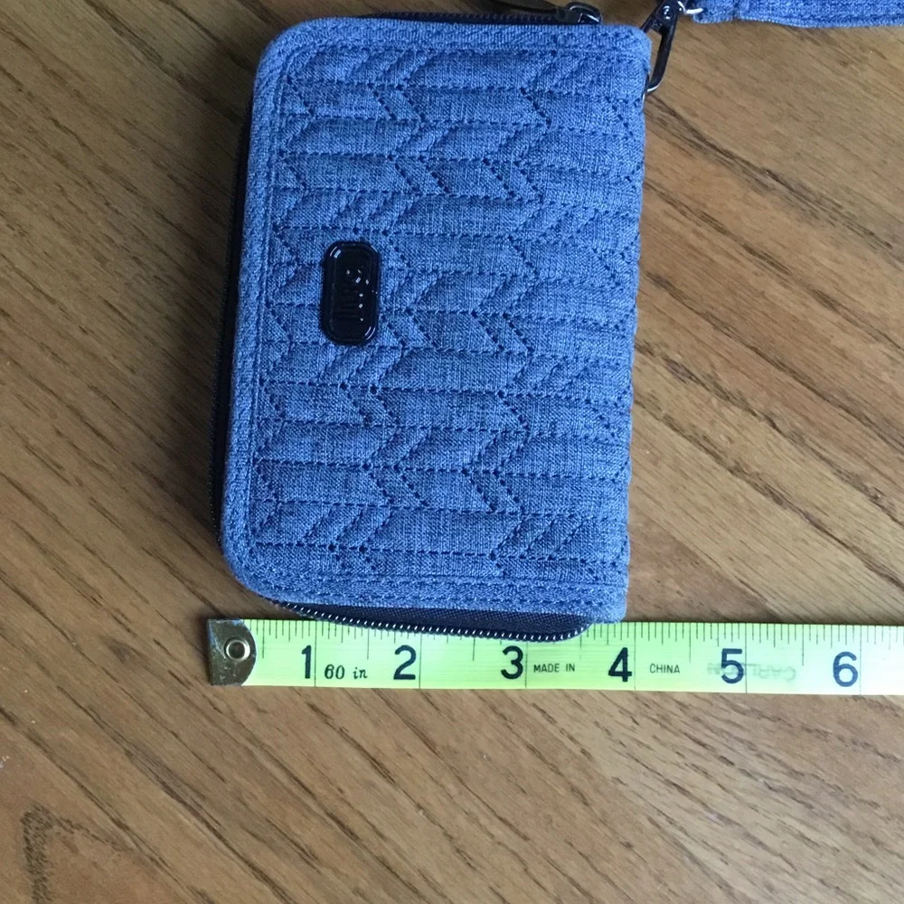 Lug Rodeo Quilted Dark Gray‎ RFID Wristlet Wallet Card Holder